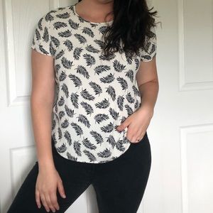 H&M Basic black and white fern printed shirt